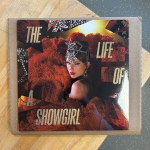 The Life of a Showgirl Champagne Vinyl (Limited Edition) Taylor Swift